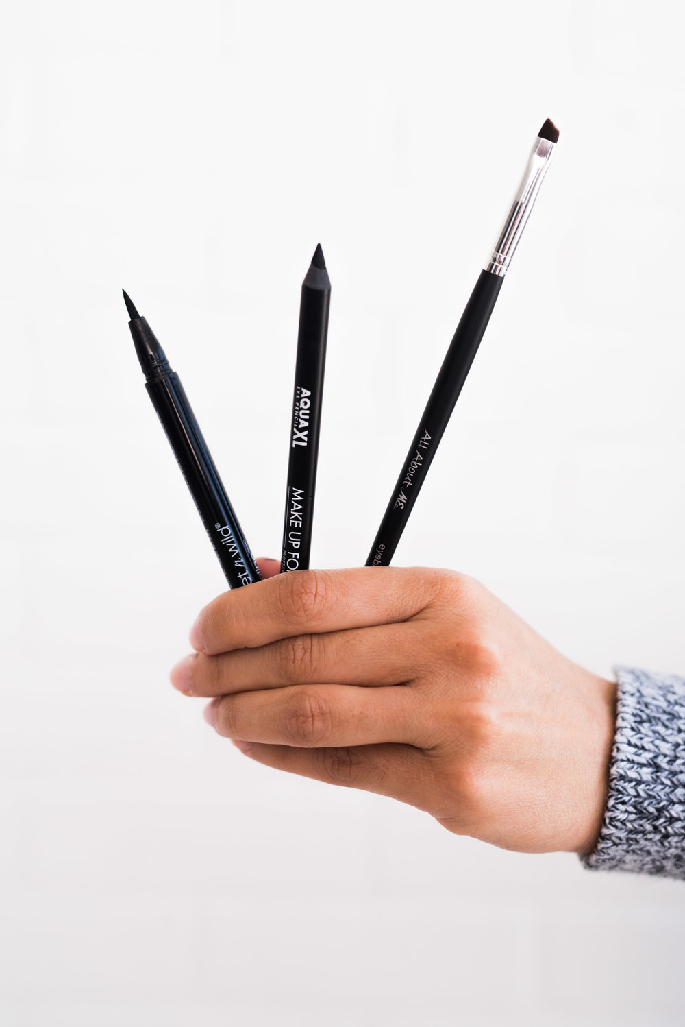  eyeliner brushes and differences, tips from a professional 