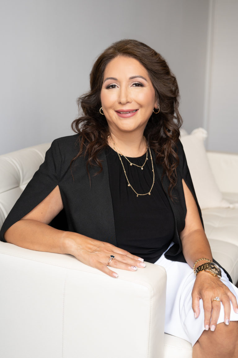 Tess House Law Headshot Mini Highlights